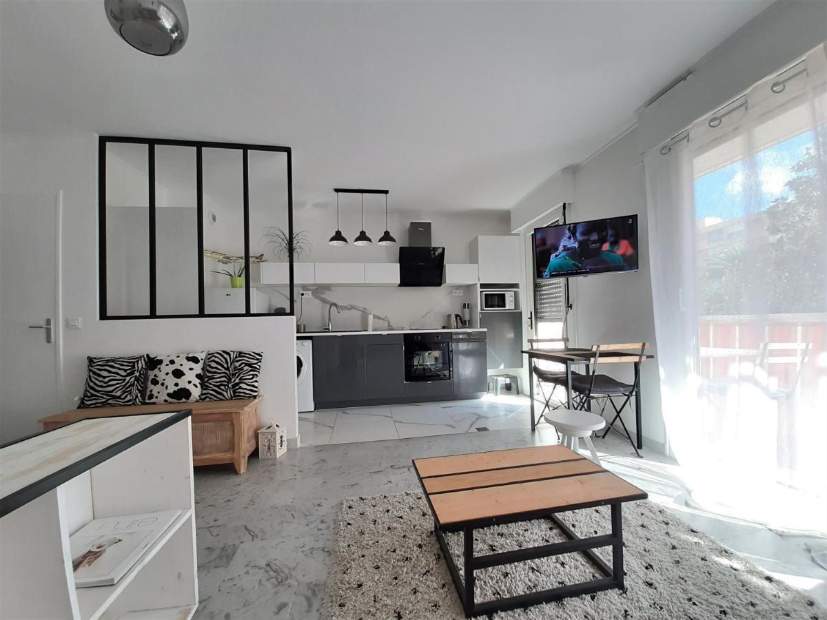 Design Loft Studio Climatise Parking Et Piscine Vallauris Exterior foto